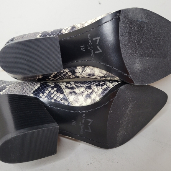 Marc Fisher Alva Bootie SZ 7 - Picture 6 of 6